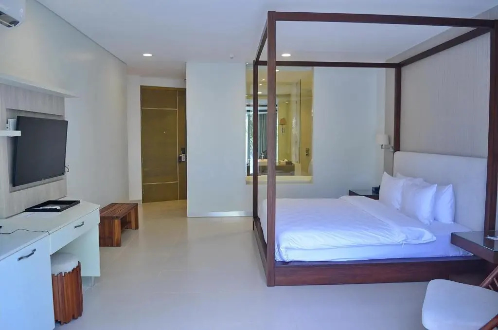 4 Bedrooms Presidential Suite with sea view