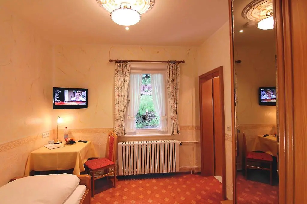 Hotel Weingärtner - Chambres