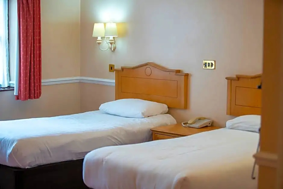 Beaufort Park Hotel - Chambres