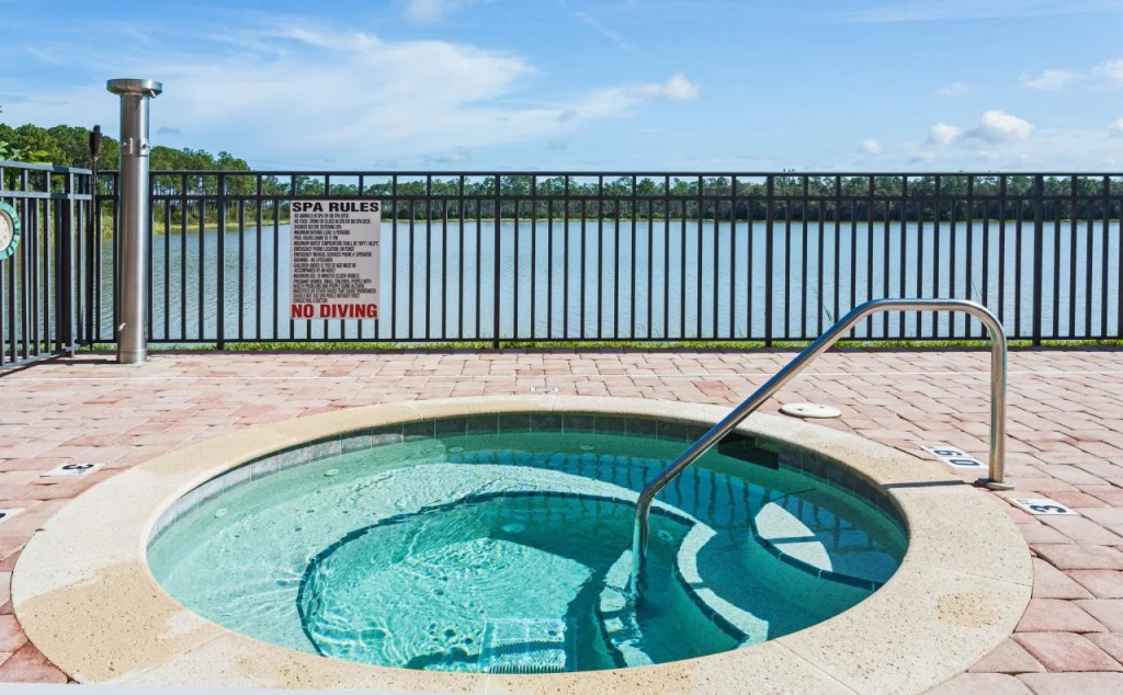 Crowne Plaza Ft. Myers Gulf Coast by IHG - Général