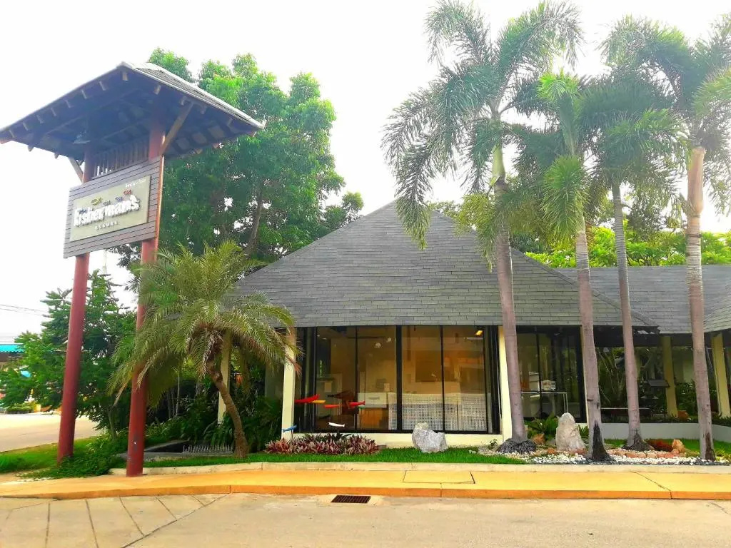 Villa with garden view