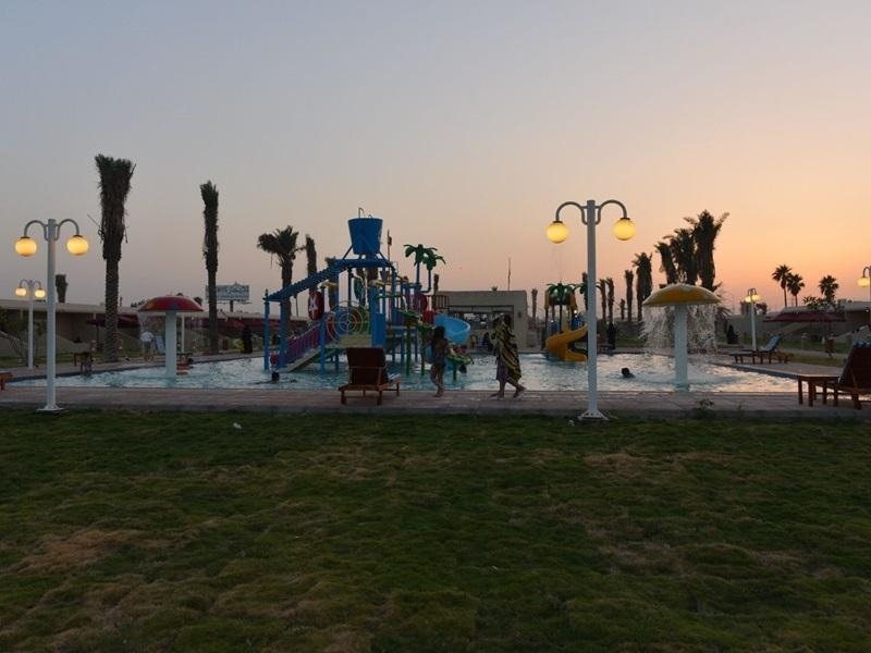 Beach & Waterfront