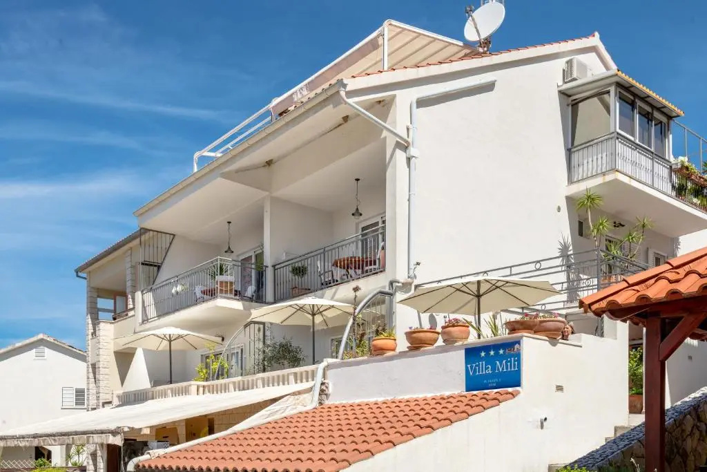 Apartment with sea view