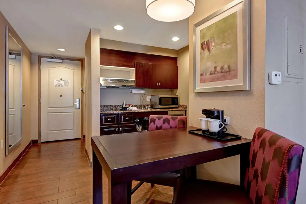 Homewood Suites by Hilton Albuquerque Airport - Chambres