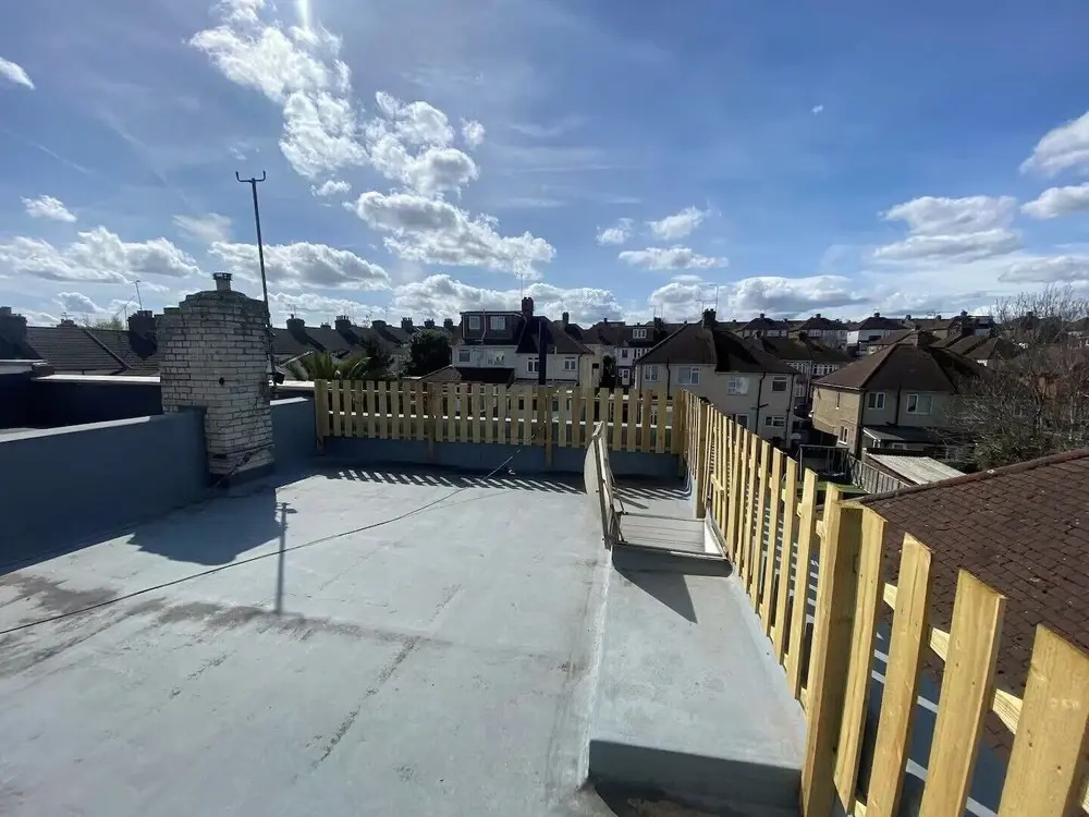 4 Bd House - Sleeps 8 With Garden & Parking