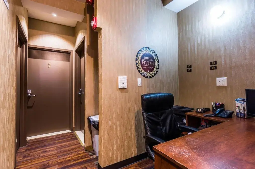 Hotel photo 11