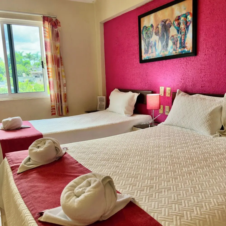 Standard Triple room