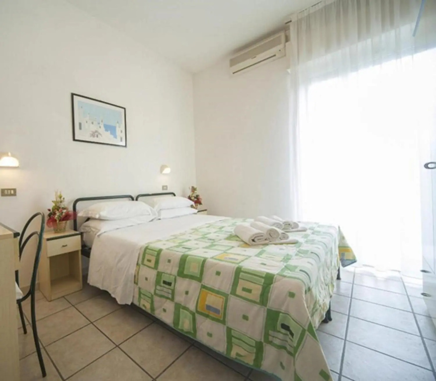 Hotel Gemini — 4
