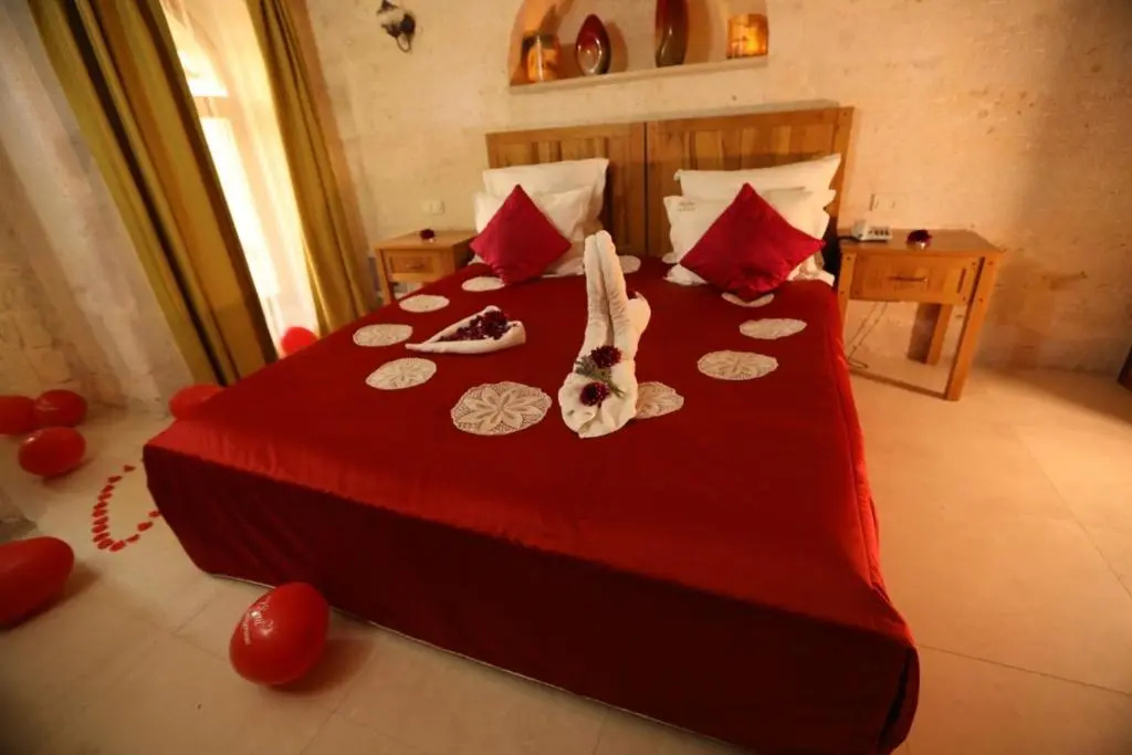 Deluxe Double room (full double bed)