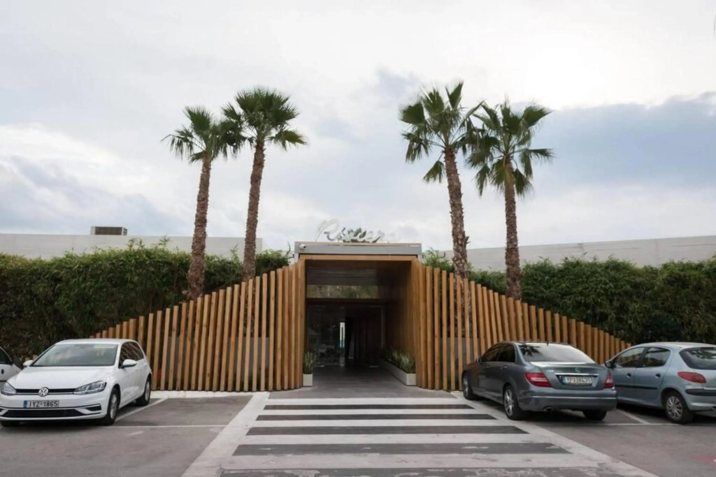 A Little Gem at Voula area 1' walk from the beach