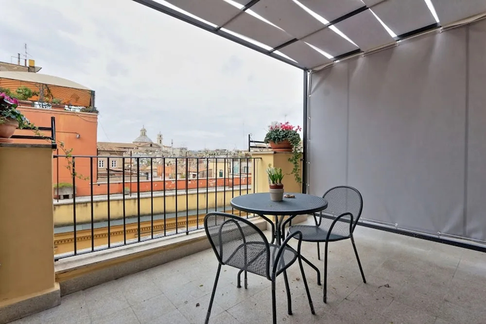 Executive Double room with city view (full double bed)