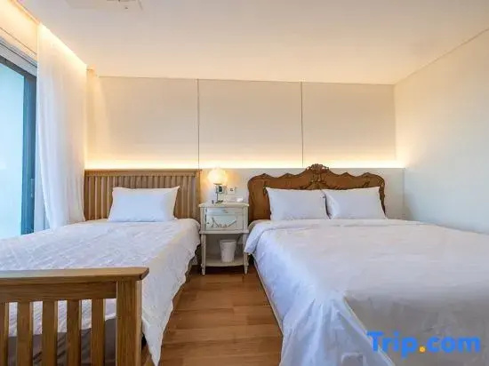 Standard Double room with mountain view (twin beds)