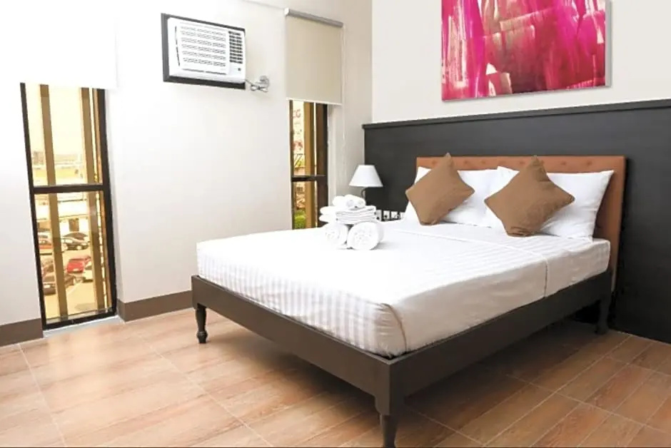 Achievers Airport Hotel Room Type - Deluxe Room