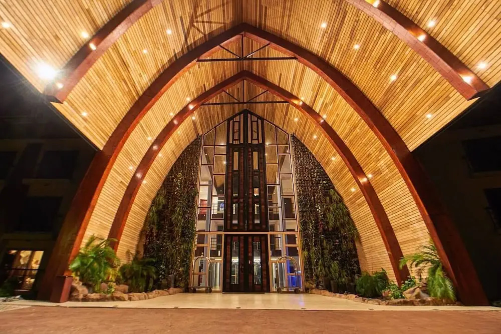 Aqua Safari Resort