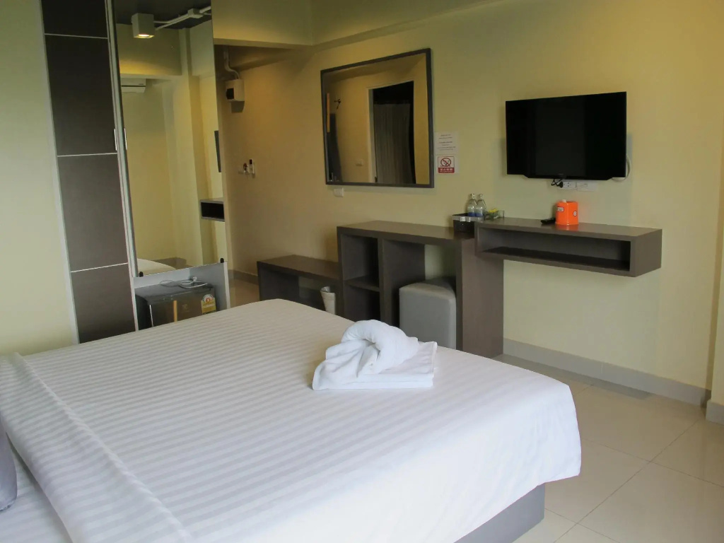 Отель Suvarnabhumi Oriental Resort в Бангкоке