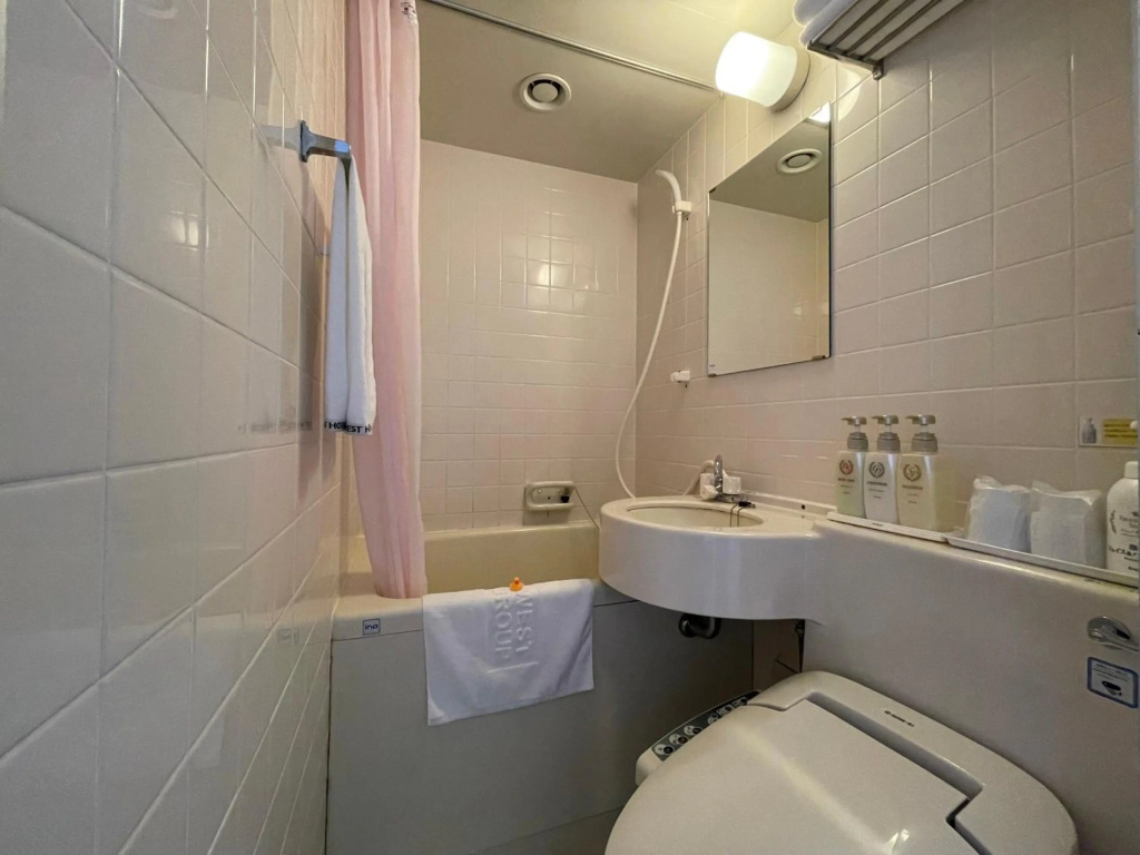 Отель Shinjuku Urban Hotel в Токио