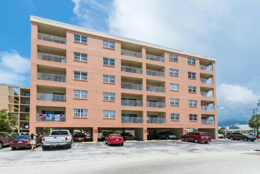 402 Beach Place Condos