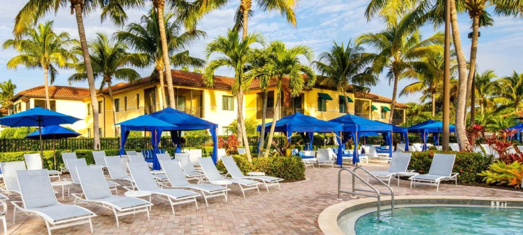Beach & Waterfront