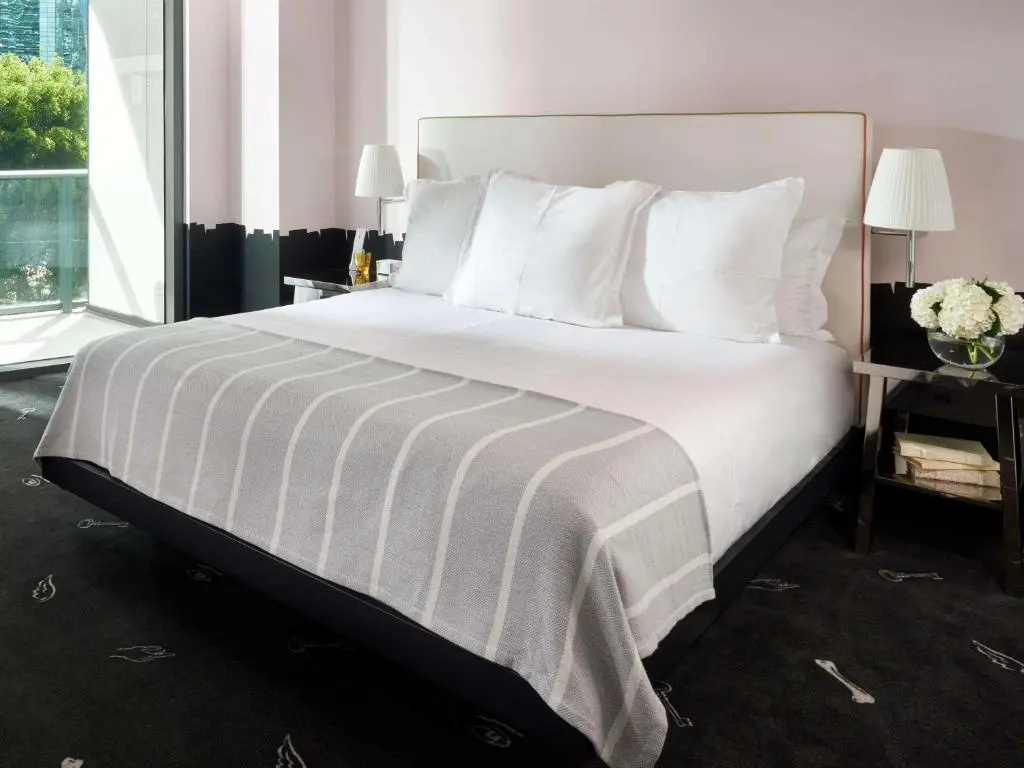 Signature Suite