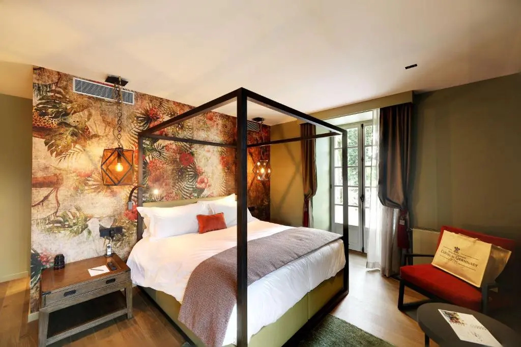 Relais et Châteaux - Château De Germigney - Chambres