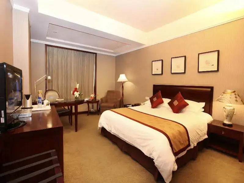 New Century Pujiang Hotel - Général