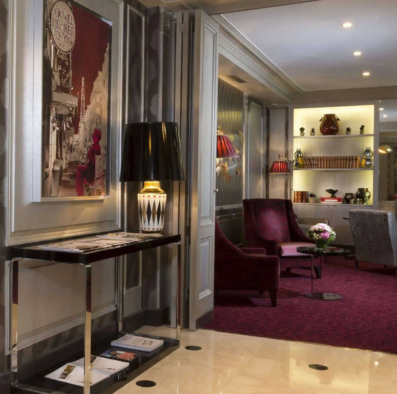 Hotel photo 11