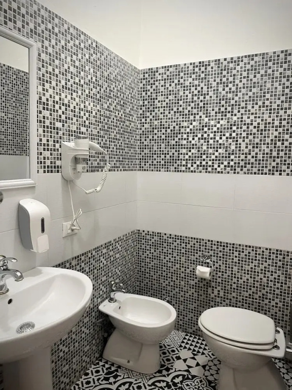 Comfort room