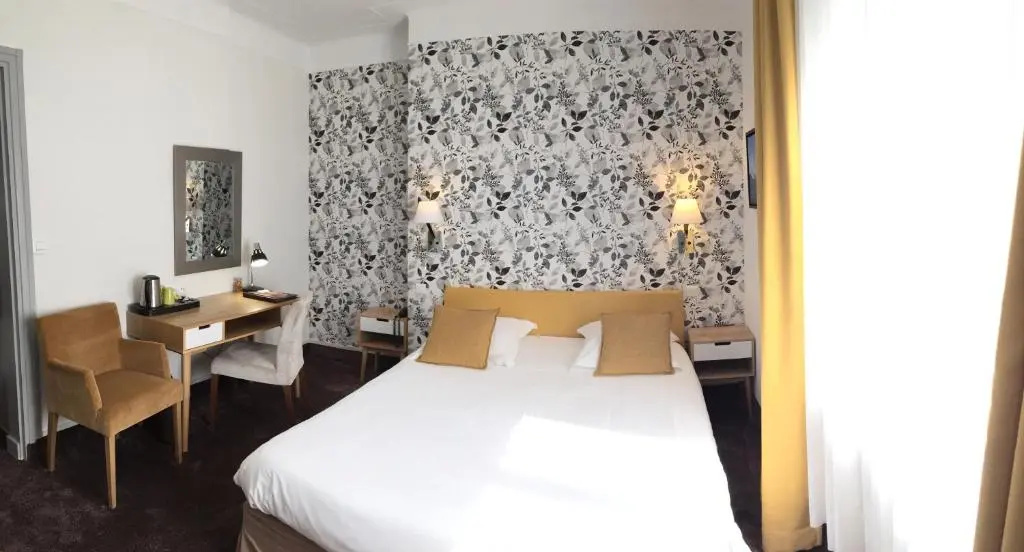 Inter-Hotel Les Ajoncs D'Or - Chambres
