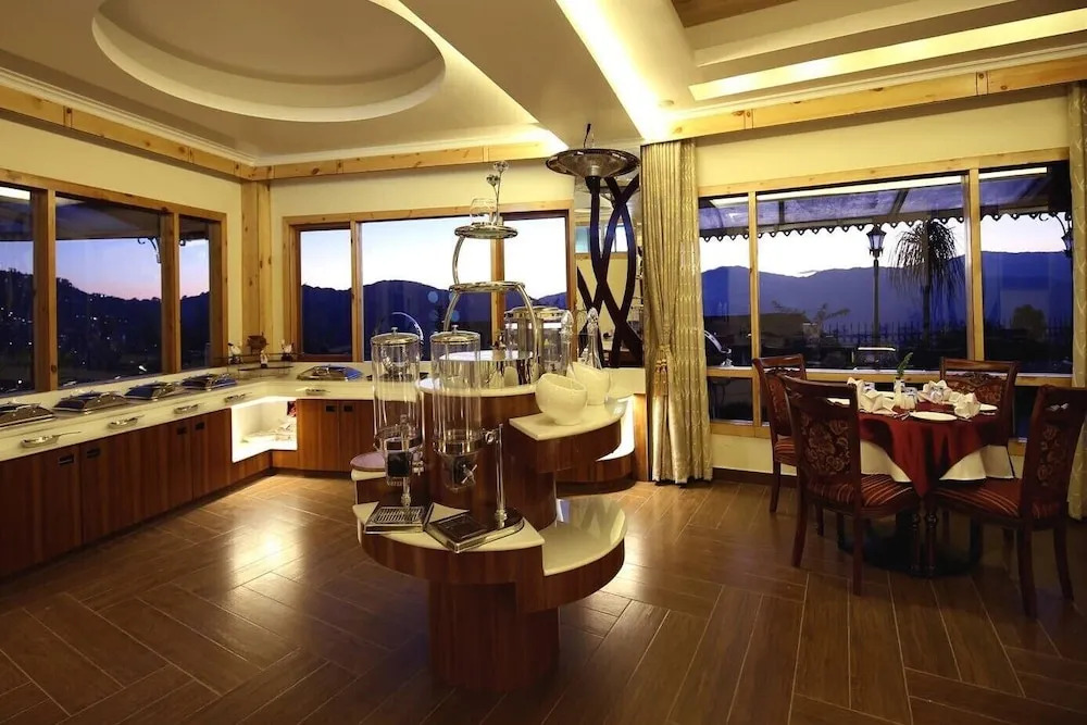 Crescent Resort - фото 12