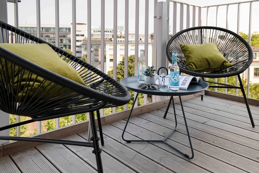 OBERDECK Studio Apartment House