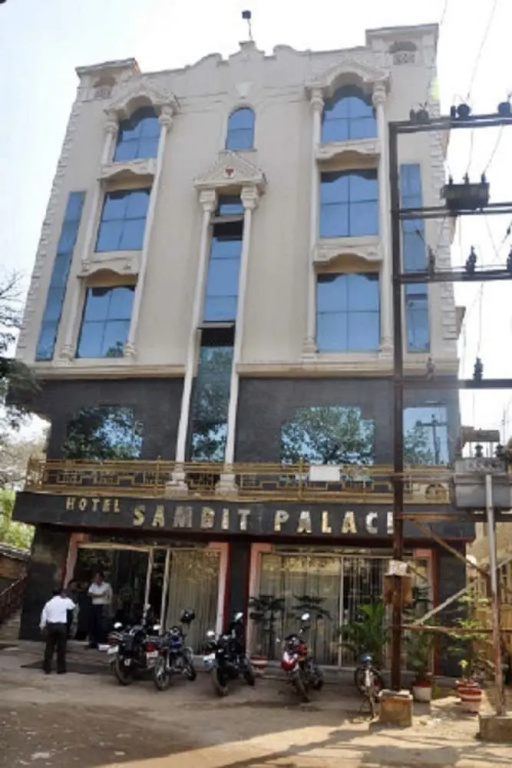 Hotel photo 1