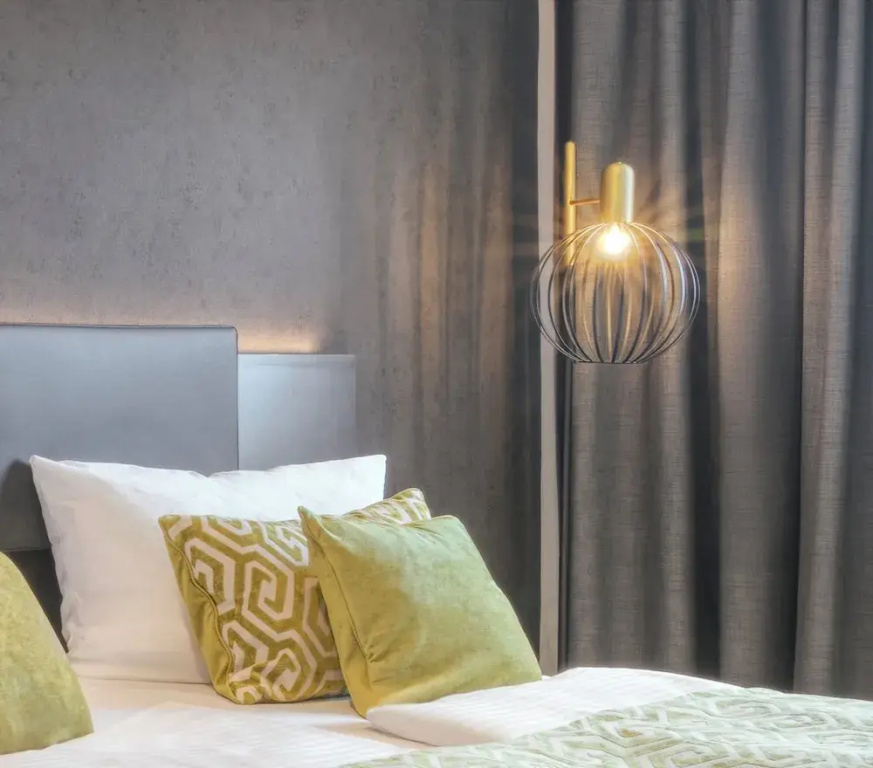 Premium Double room (full double bed)