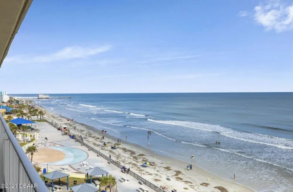 Beach & Waterfront