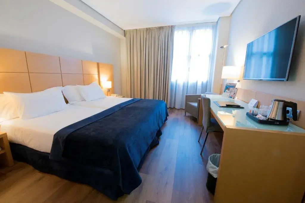 Hotel Silken Ciudad de Vitoria - фото 46