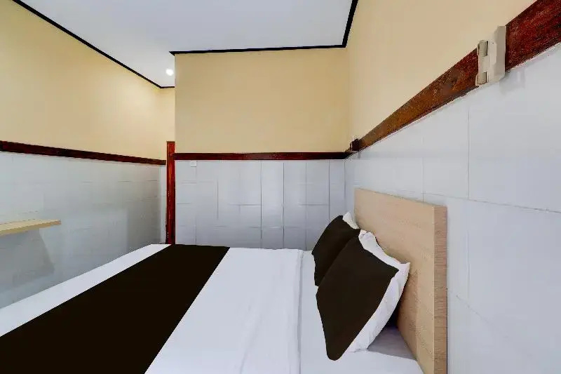 Sayang Maha Mertha Hotel - Chambres