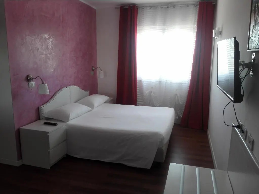 House Hotel Malpensafiera - Chambres
