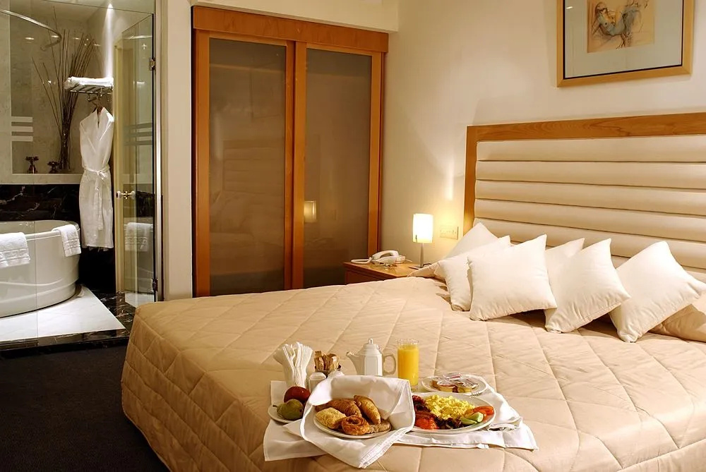 Europa Plaza Hotel - Général