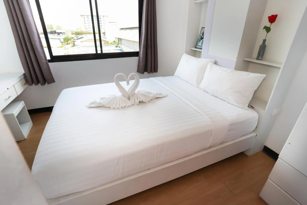 C Tower Hotel - фото 6