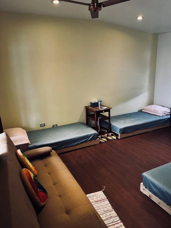 Comfort room