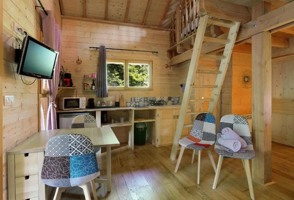 Voir la photo 3 — Les Lodges de Babylone