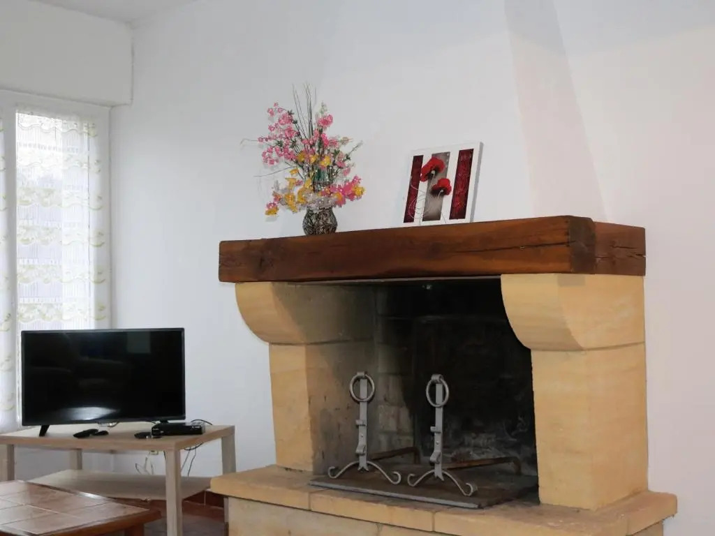 Maison Gastes, 4 Pieces, 6 Personnes - Fr-1-319-407