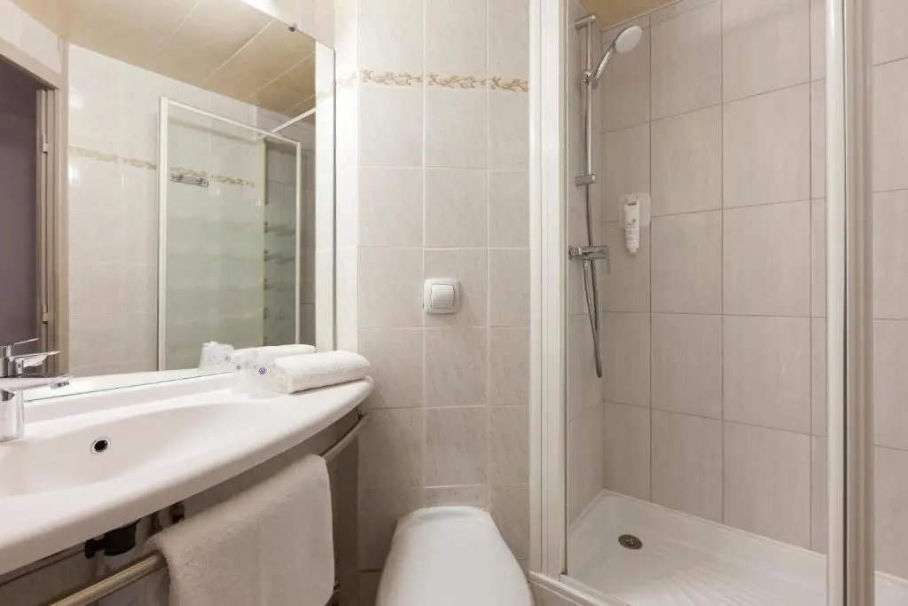 Brit Hotel Confort CAMBRAI - Chambres