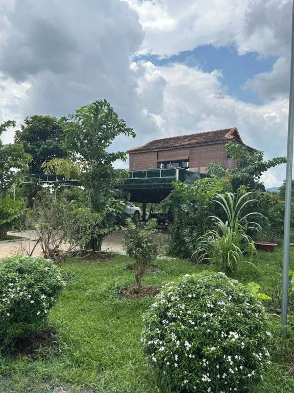 Huong Sen Garden lodge