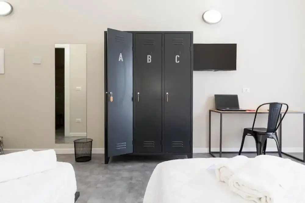Comfort room