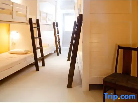 Bed in Dorm (male dorm)