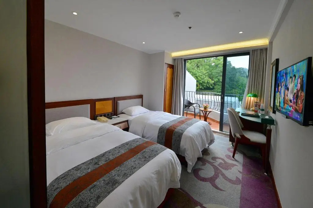 Deluxe Double room (twin beds)
