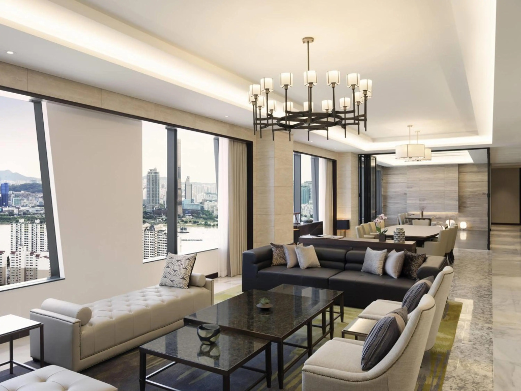Отель Grand Mercure Ambassador Hotel and Residences Seoul Yongsan в Сеуле