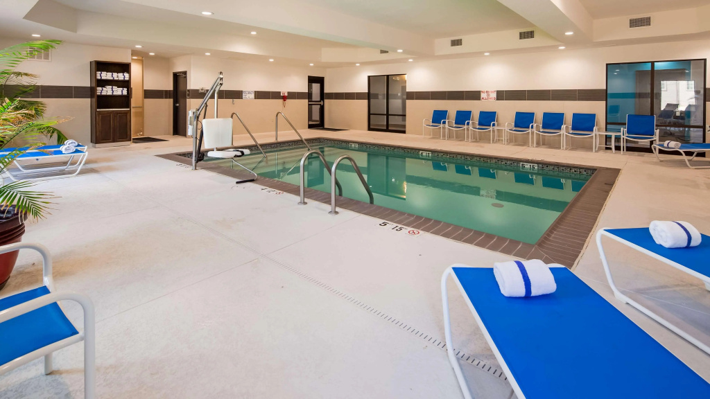 Best Western Plus Ardmore Inn & Suites - фото 17