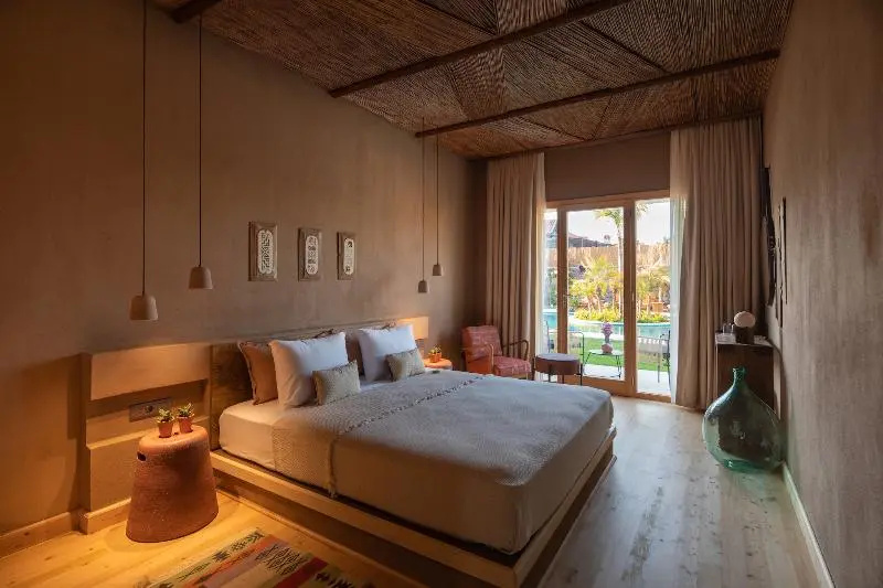 Standard room with balcony