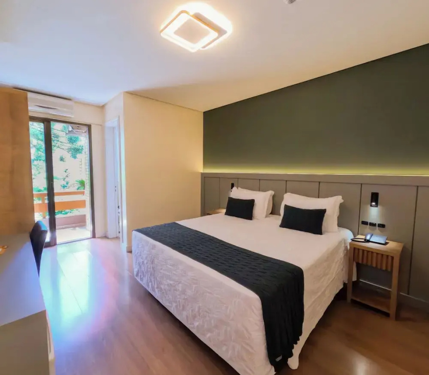 Luxury Double Apartment with balcony (full double bed)